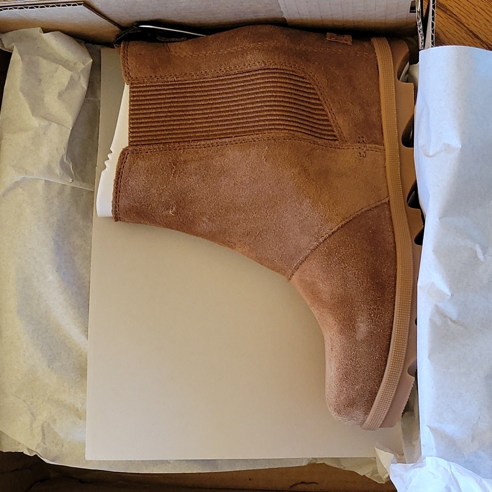 Sorel Joan of Arctic Wedge II Chelsea Velvet Tan 8.5